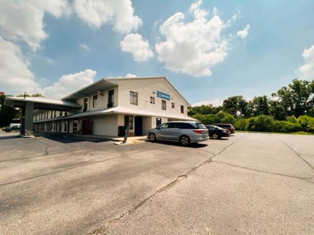 Motel 6 Jeffersonville, In Exterior foto